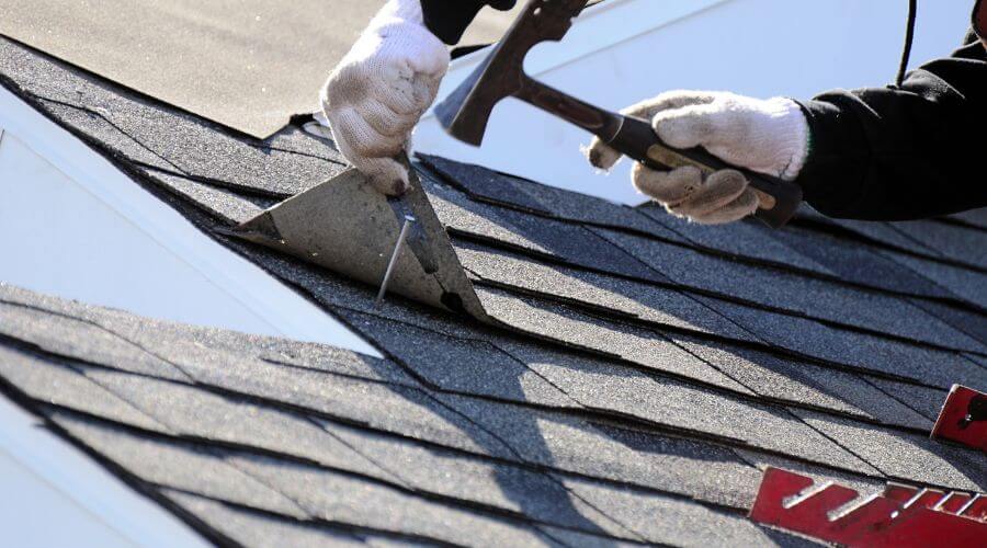 Professional metal roof installation in McDade, TX